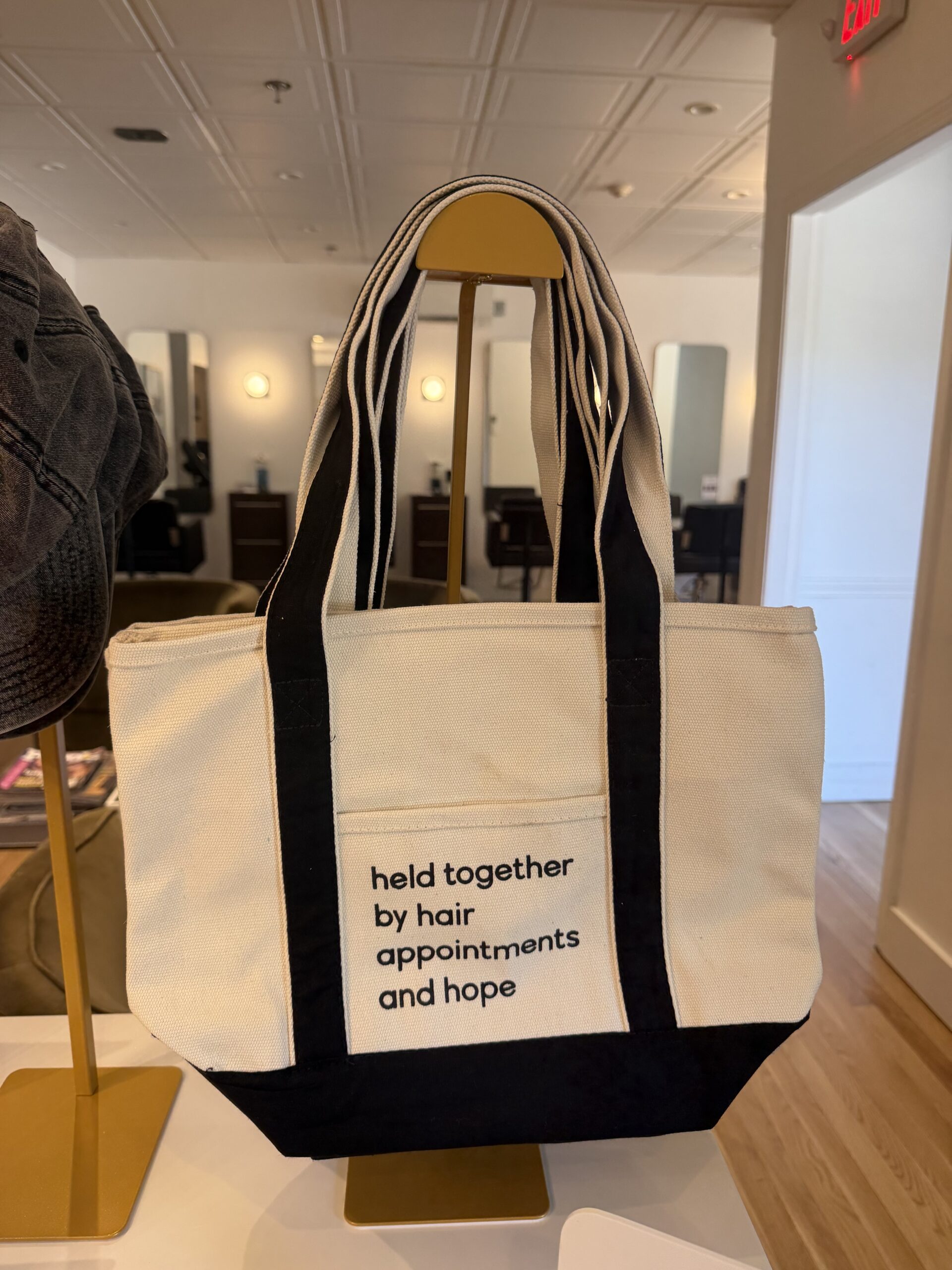 picture of a tote